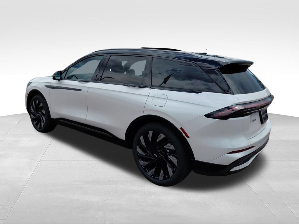 New 2026 Lincoln Nautilus Reserve w/ Jet Appearance Package AWD/4WD image 7
