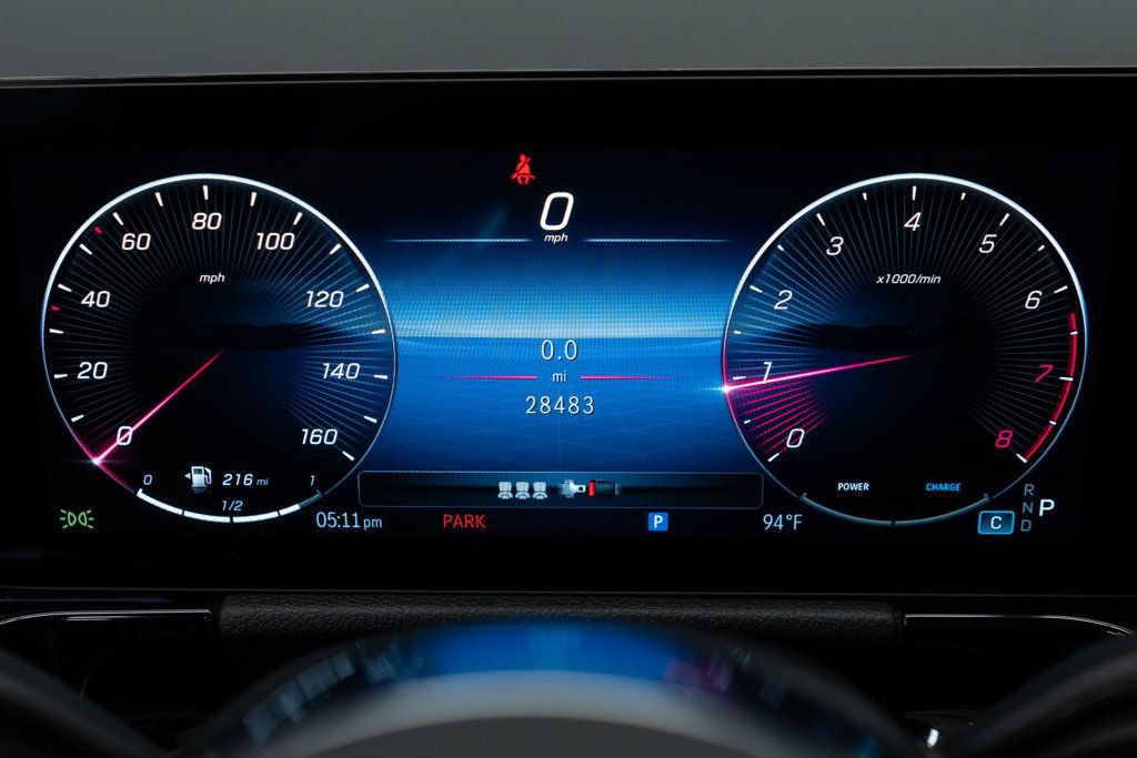 Used 2025 Mercedes-Benz GLA 250 4MATIC w/ Winter Package image 16