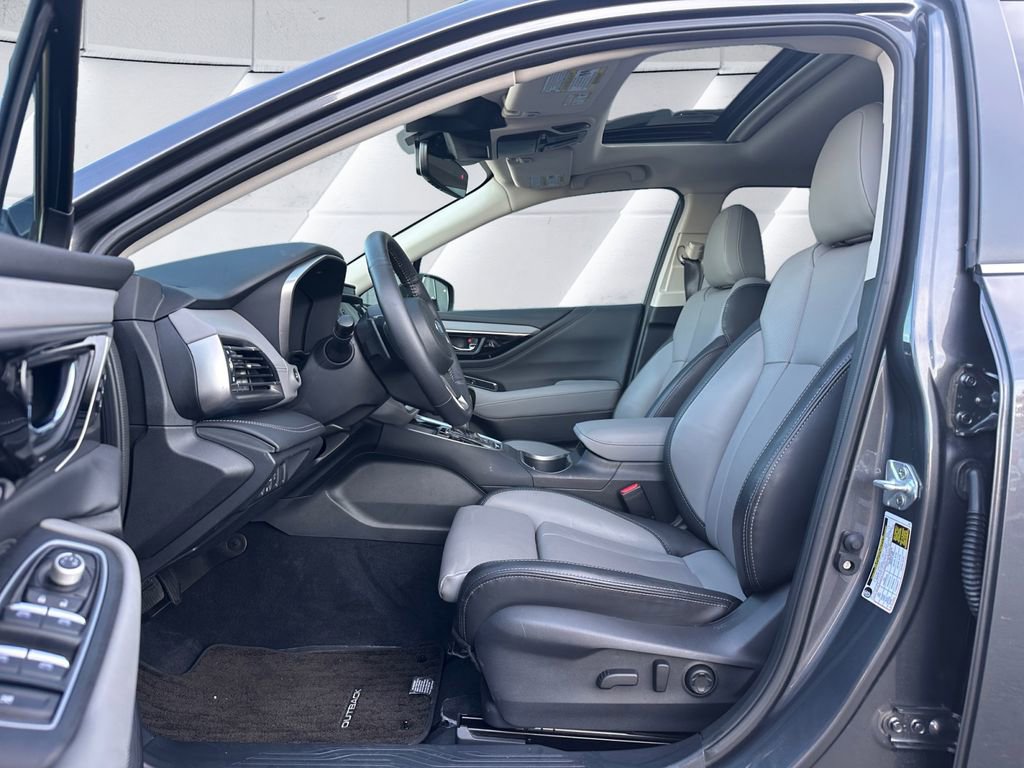 Used 2025 Subaru Outback Limited image 7