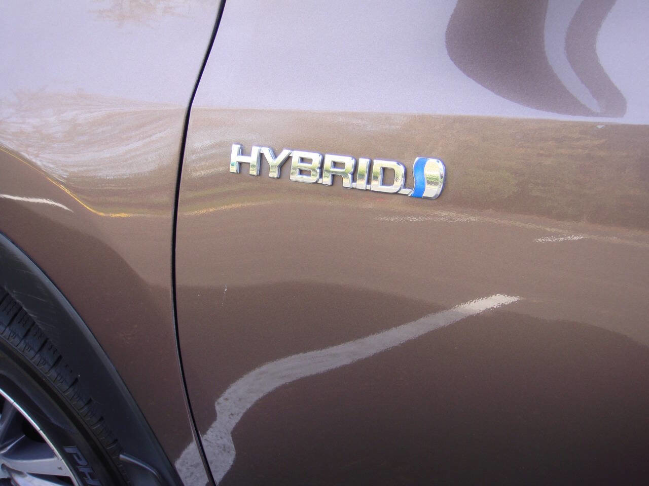 Used 2019 Toyota Highlander XLE AWD/4WD image 11