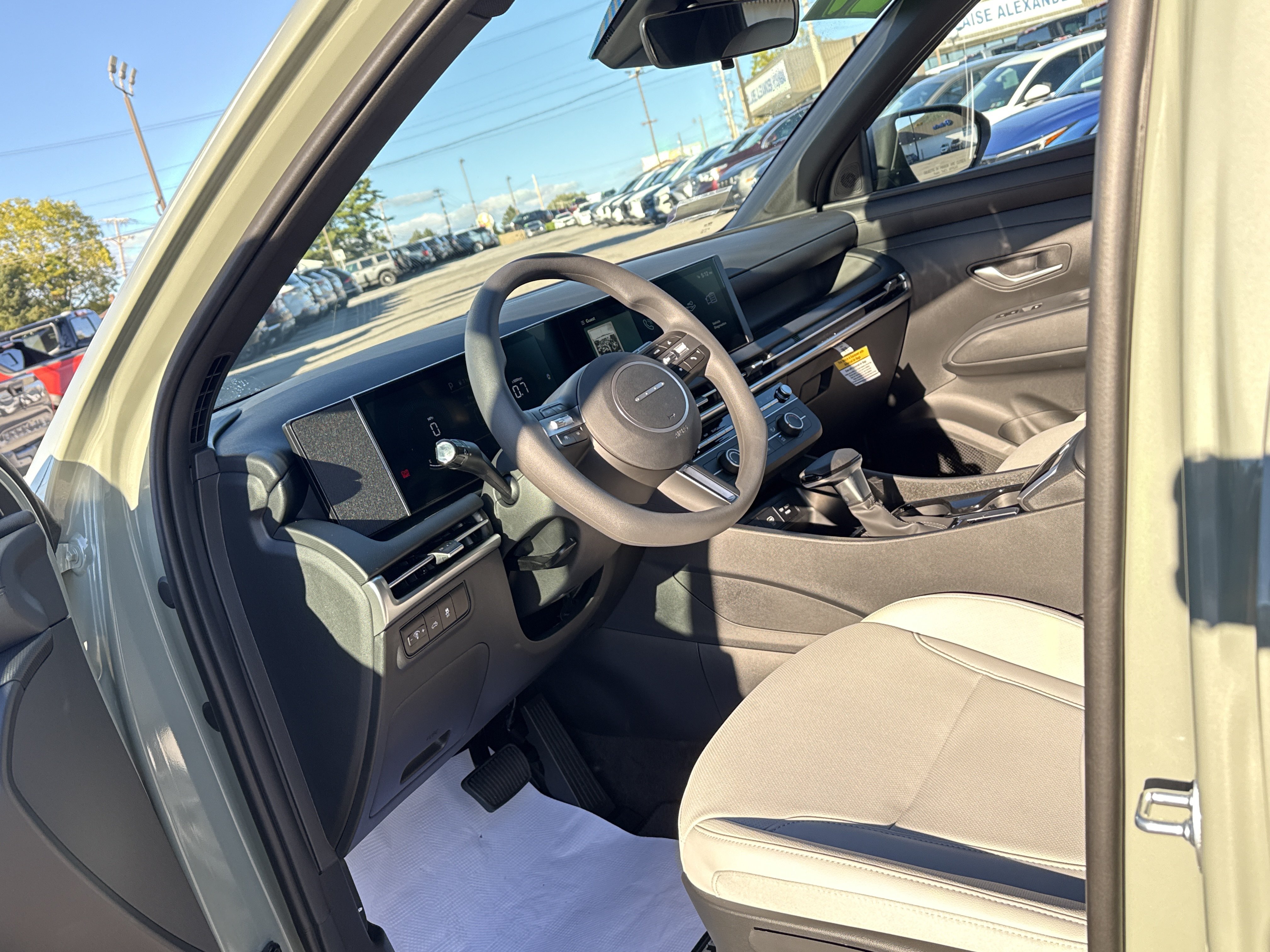 New 2027 Hyundai Santa Cruz SE AWD/4WD image 18