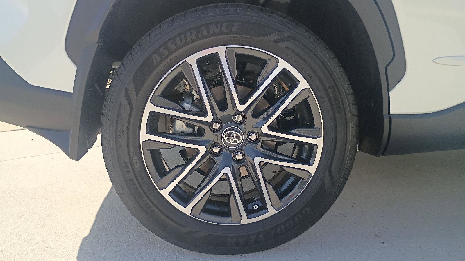 New 2026 Toyota Corolla Cross XLE image 24