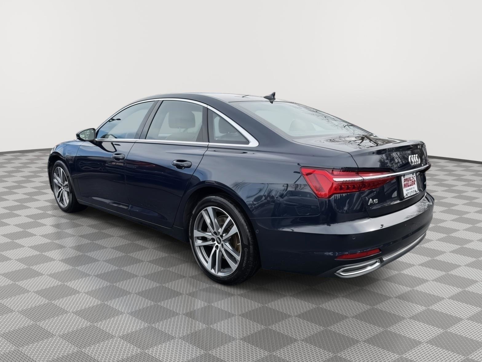Used 2023 Audi A6 2.0T Premium w/ Convenience Package image 4