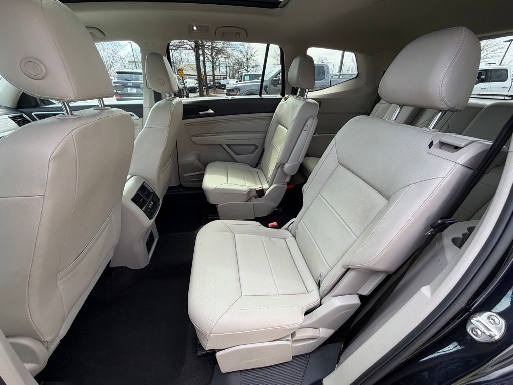 Used 2021 Volkswagen Atlas SEL image 16