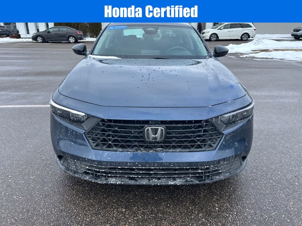 Certified 2025 Honda Accord SE image 3
