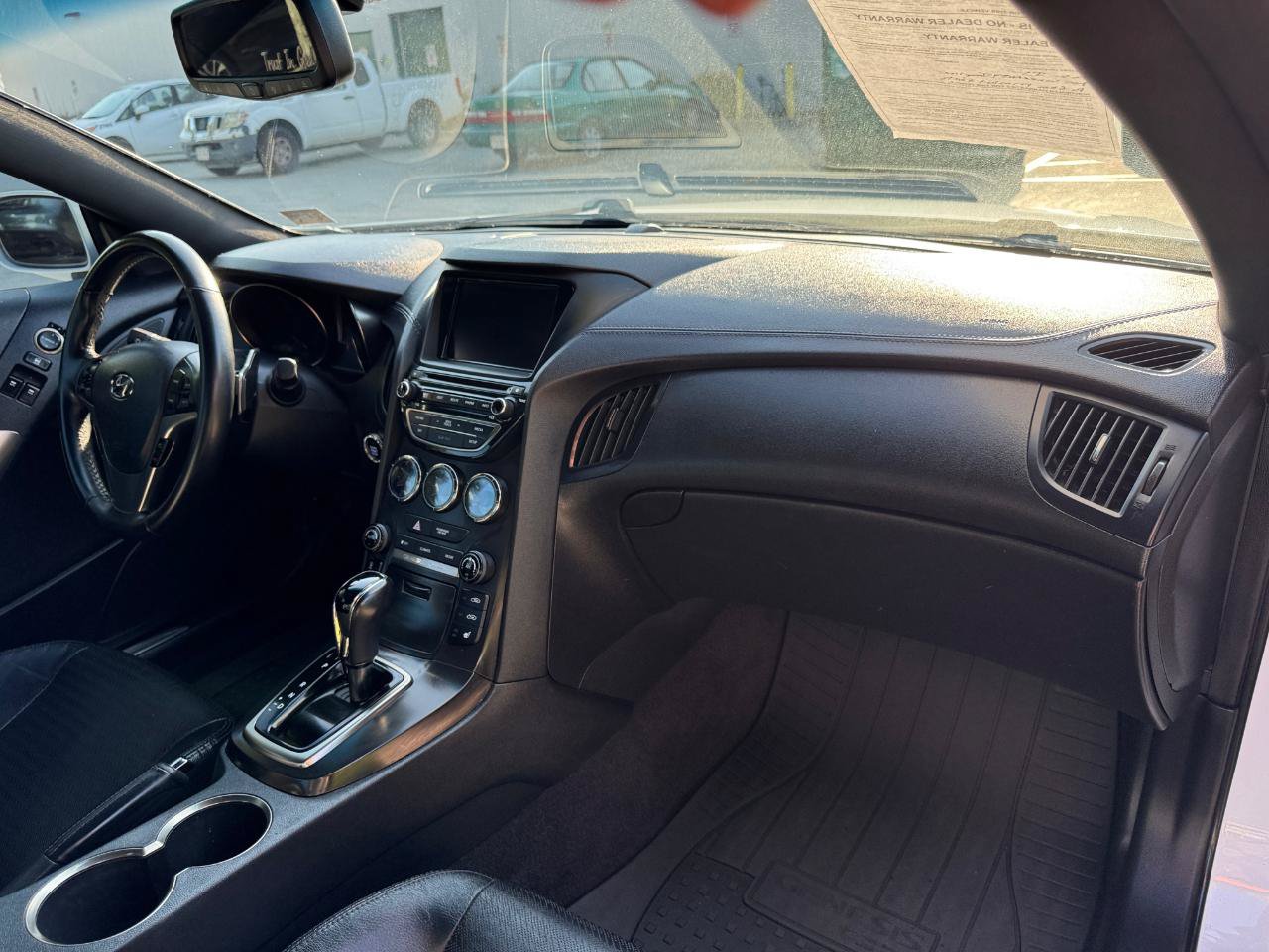 Used 2016 Hyundai Genesis Coupe 3.8 RWD image 18