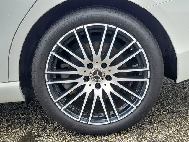 Used 2023 Mercedes-Benz C 300 Sedan w/ Exclusive Trim Package image 7