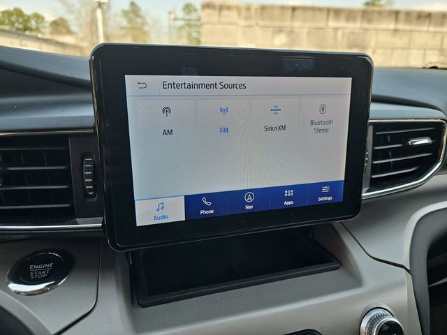 Used 2022 Ford Explorer XLT w/ Equipment Group 202A image 25