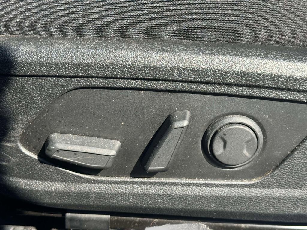 Used 2023 Hyundai Sonata SEL FWD image 16