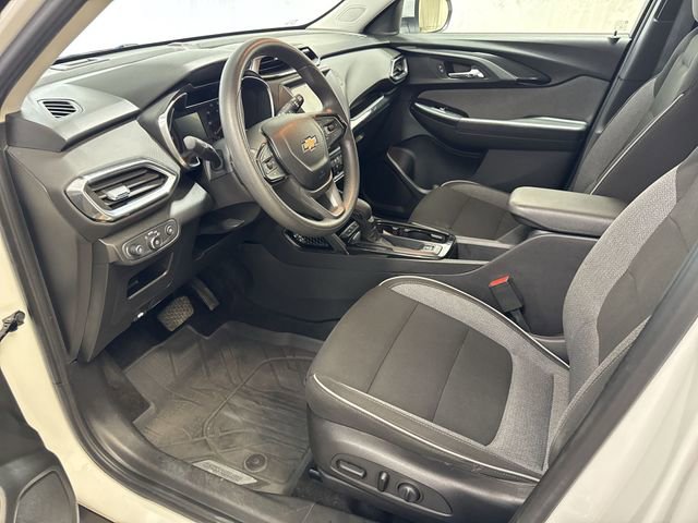Used 2022 Chevrolet TrailBlazer LT FWD image 11