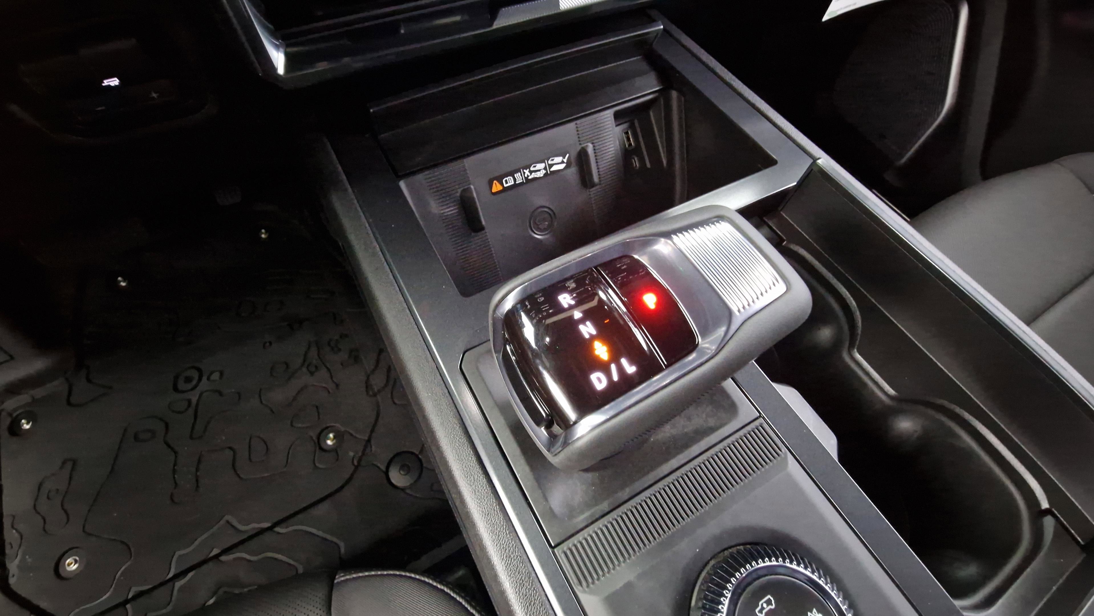 New 2026 GMC Hummer EV SUV image 24
