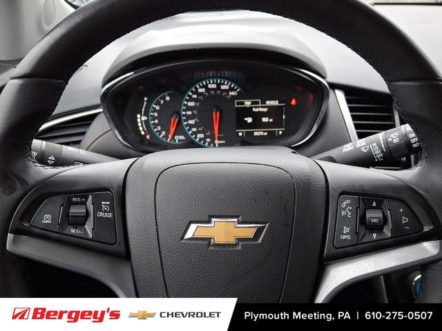 Certified 2022 Chevrolet Trax LT w/ LT Convenience Package image 21