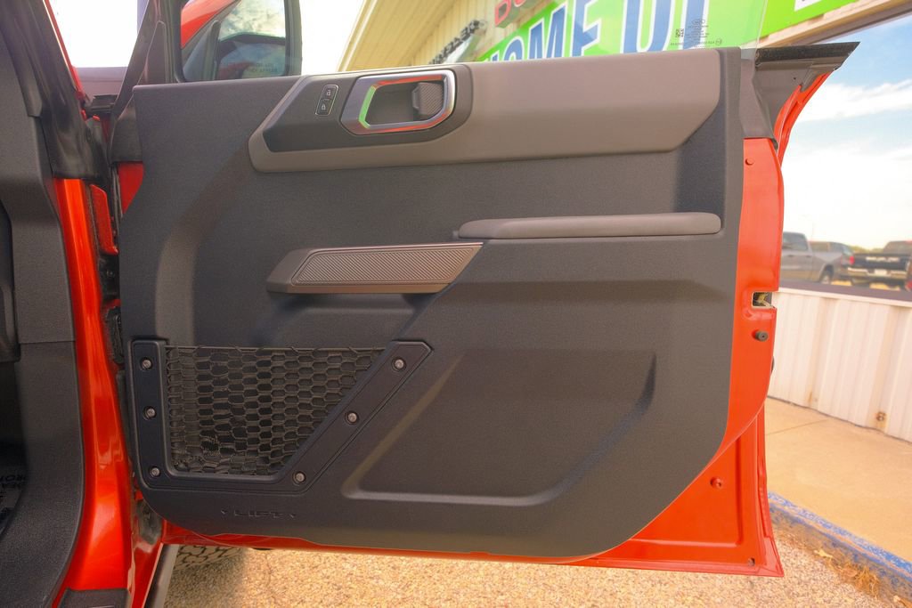 Used 2023 Ford Bronco Black Diamond image 16