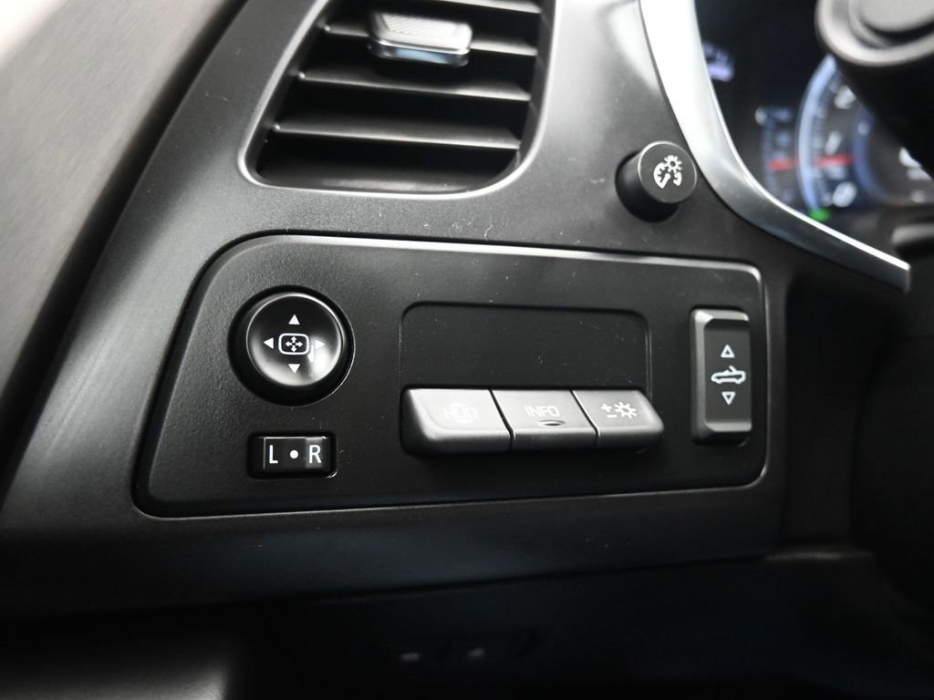 Used 2017 Chevrolet Corvette Stingray Convertible image 27