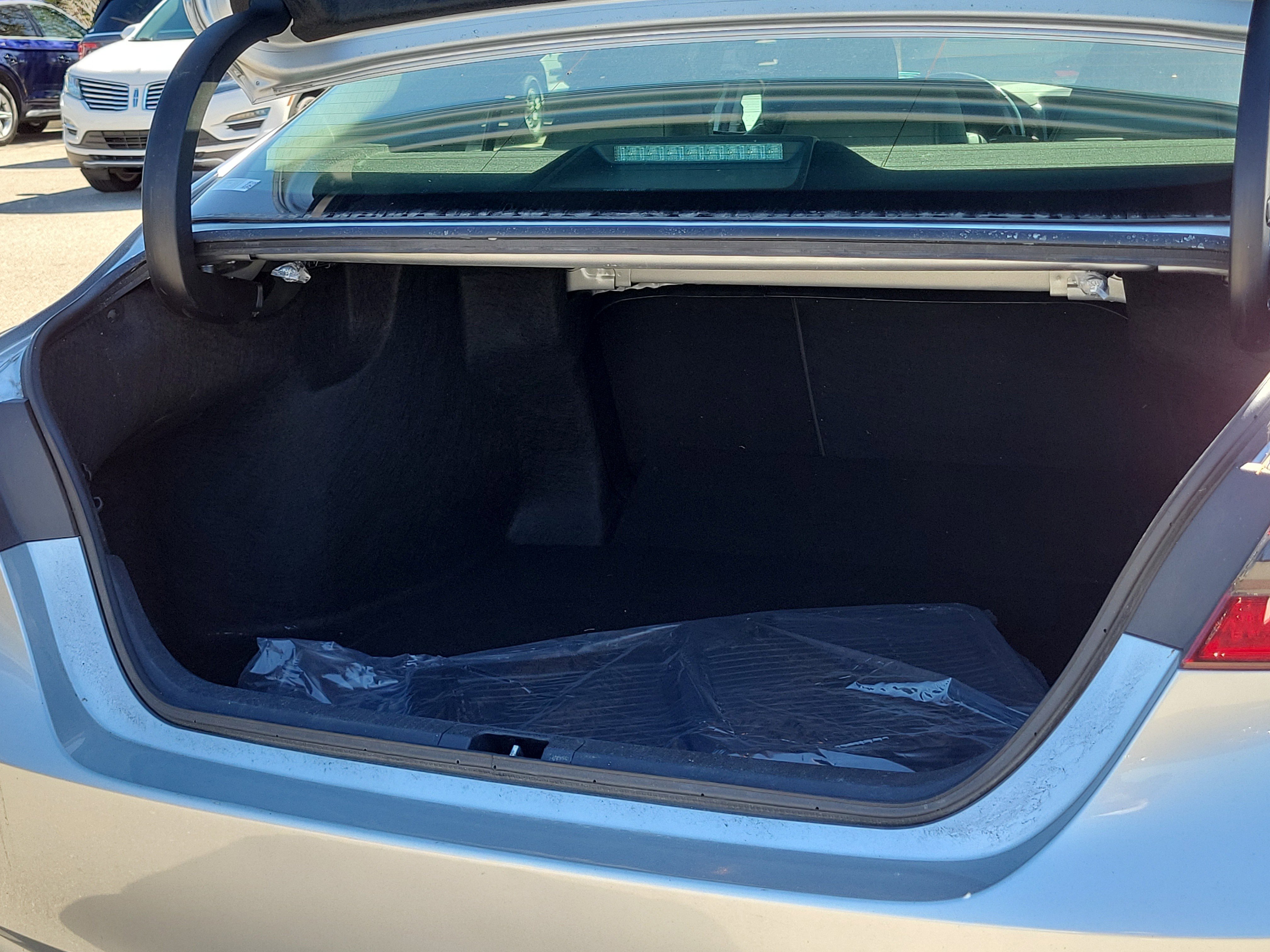 Used 2023 Toyota Camry SE image 11