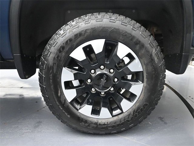 Used 2020 Chevrolet Silverado 2500 LT w/ All Star Edition image 12