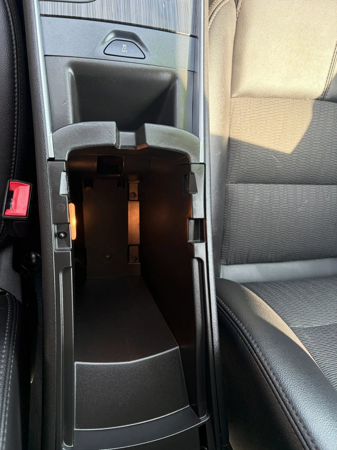 Used 2019 Chevrolet Impala LT FWD image 18