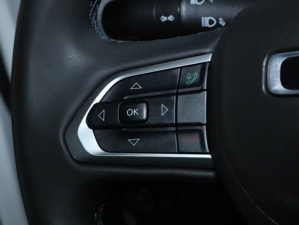 Used 2022 Jeep Compass Latitude AWD/4WD image 22