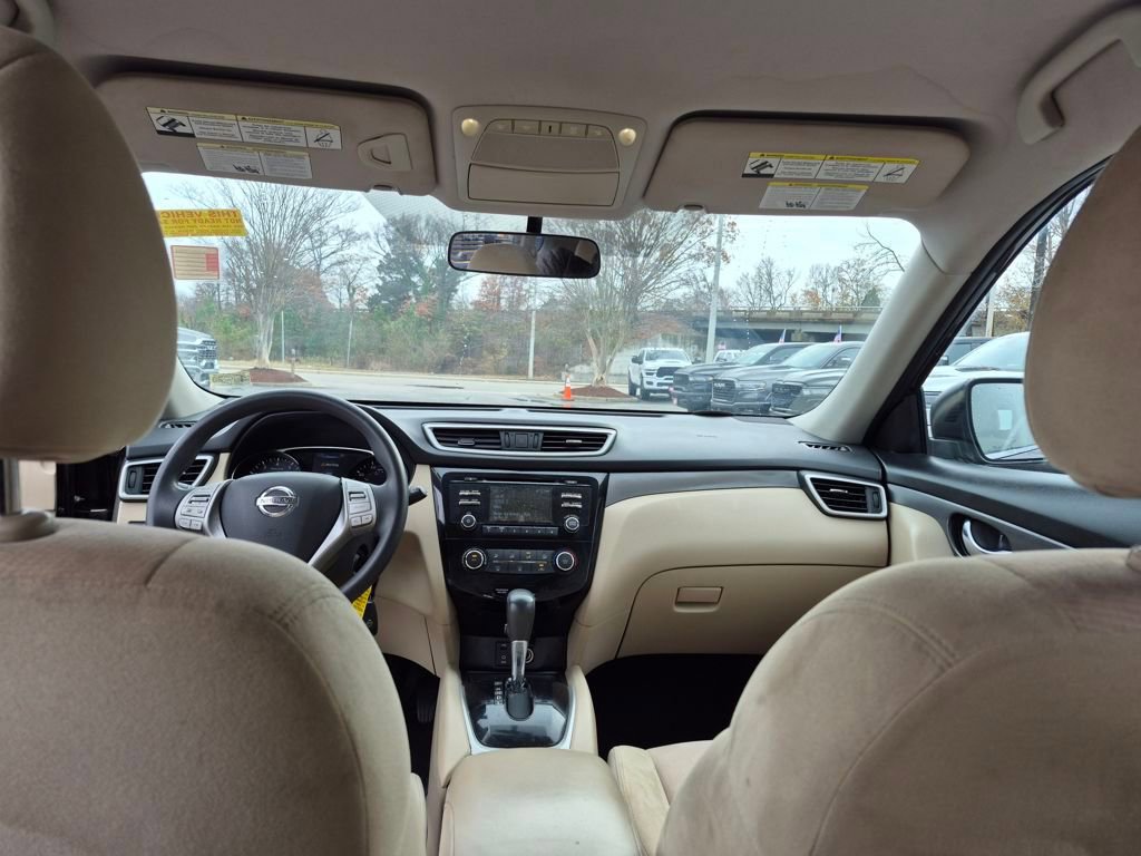 Used 2016 Nissan Rogue S image 10