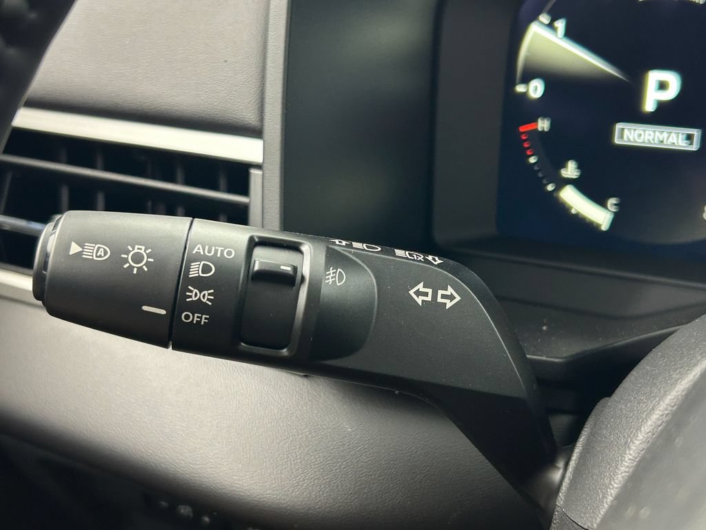 New 2026 Mitsubishi Outlander SE FWD image 32