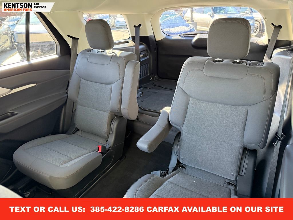 Used 2025 Ford Explorer Active image 31