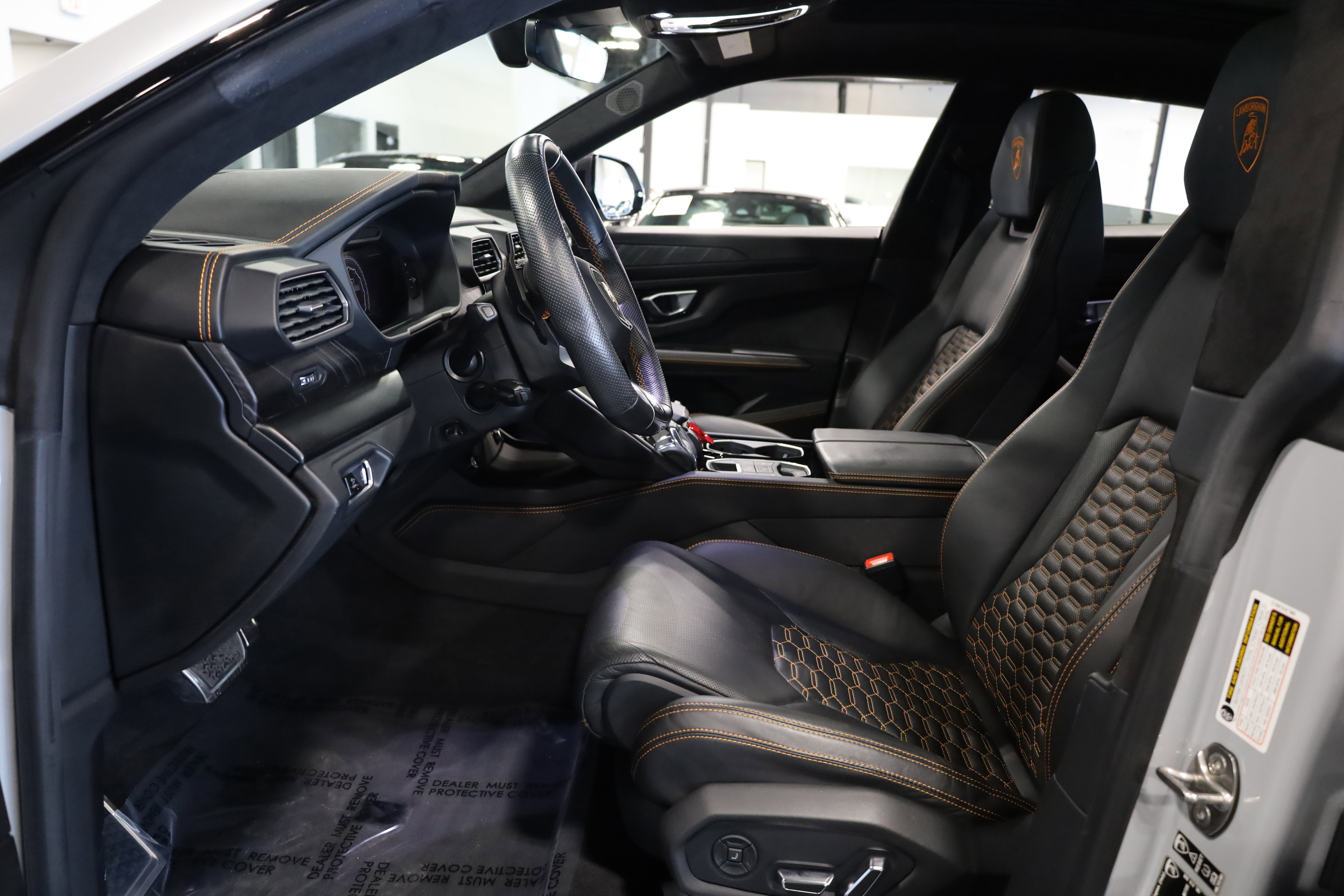 Used 2021 Lamborghini Urus image 15