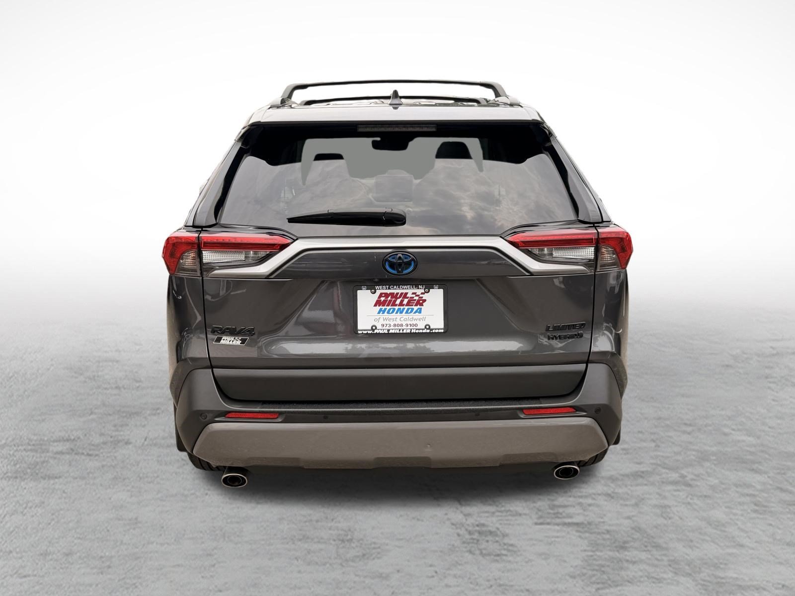 Used 2021 Toyota RAV4 Limited w/ Limited Grade Weather Package AWD/4WD image 6