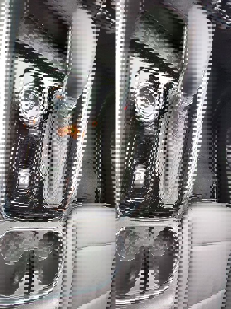 New 2025 GMC Canyon Elevation w/ Convenience Package image 14