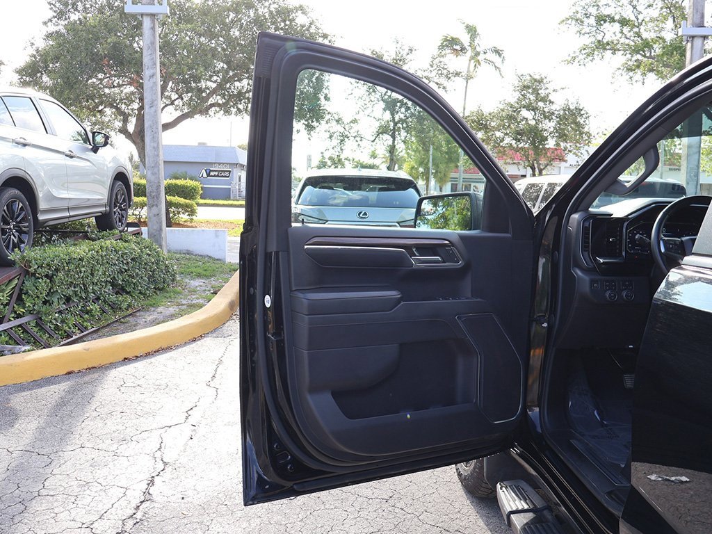 Used 2024 Chevrolet Silverado 1500 RST w/ Z71 Off-Road Package image 19