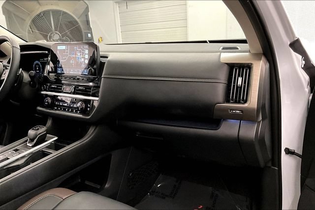 Used 2025 Nissan Pathfinder Platinum w/ Cargo Package FWD image 20