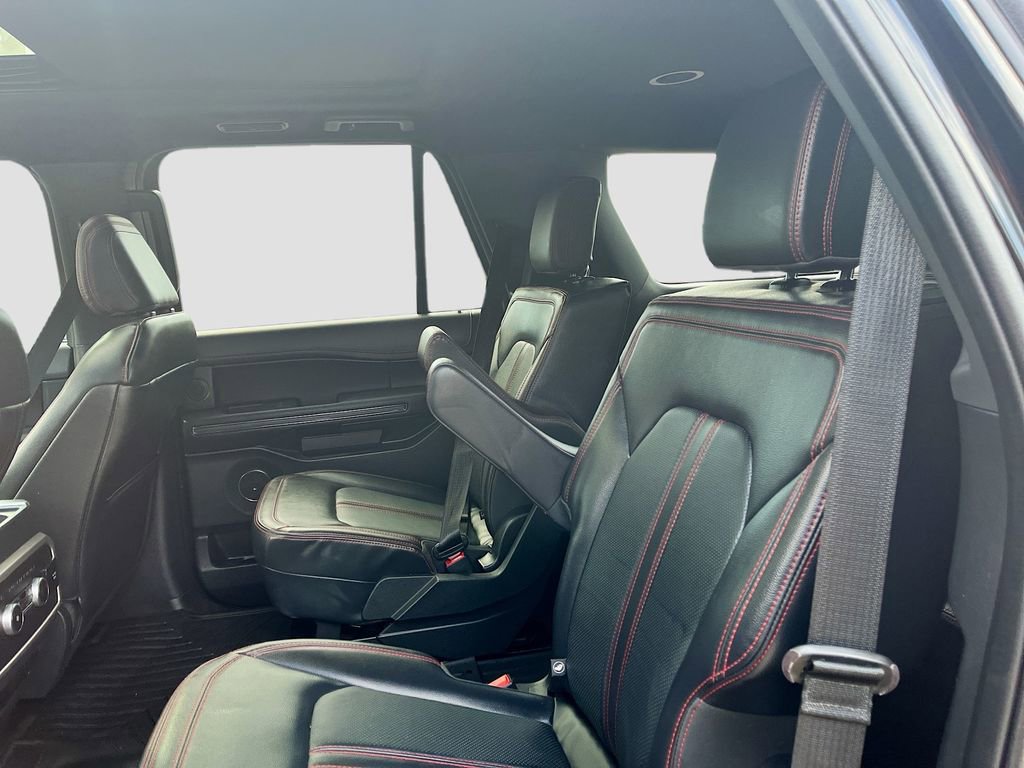 Used 2022 Ford Expedition Limited AWD/4WD image 26