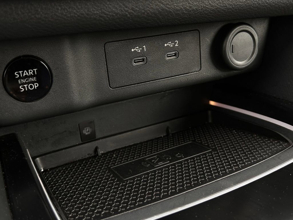 Used 2026 Nissan Rogue SL AWD/4WD image 21