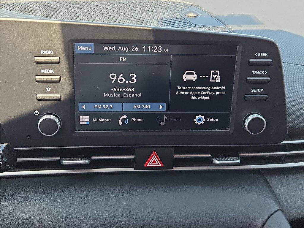 Used 2022 Hyundai Elantra SE w/ Cargo Package FWD image 6