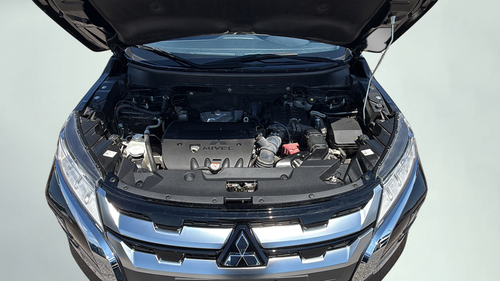 Used 2024 Mitsubishi Outlander Sport ES AWD/4WD image 32