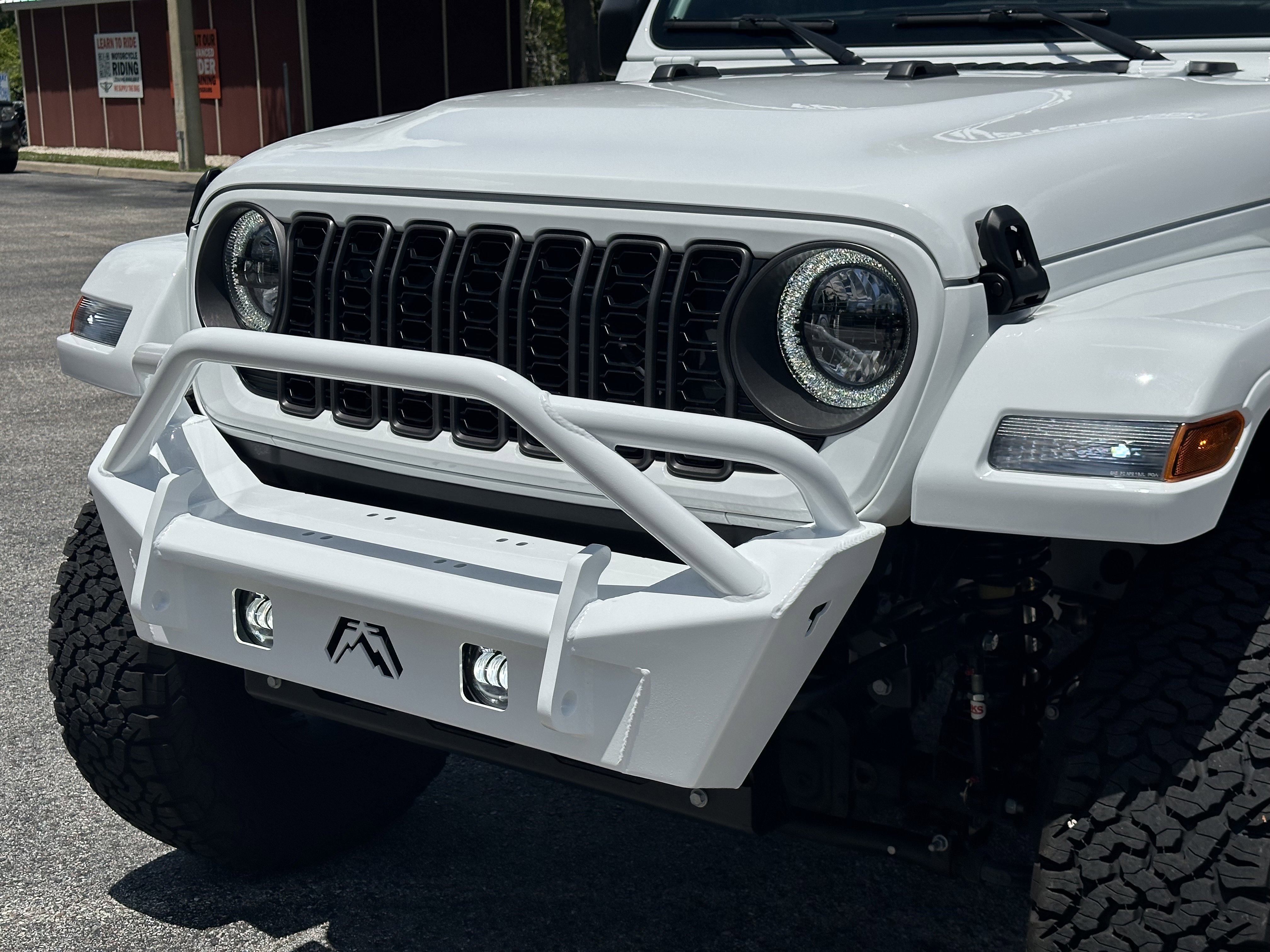 Used 2024 Jeep Wrangler Unlimited Sport image 12