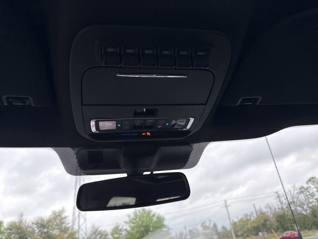 Used 2025 Ford F150 Raptor image 21