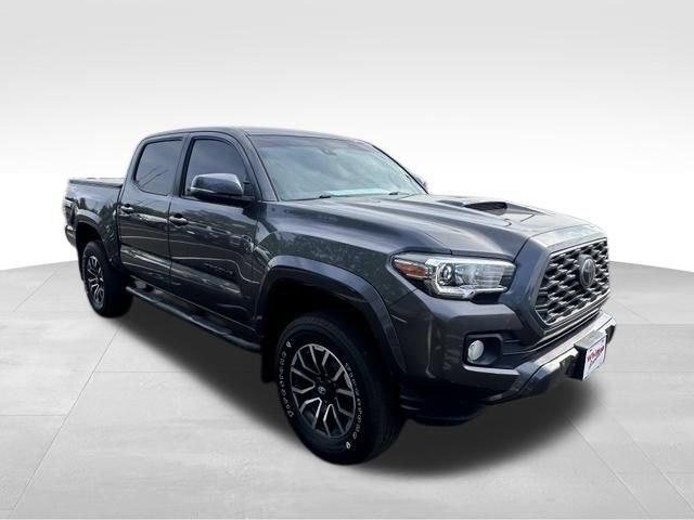 Used 2021 Toyota Tacoma TRD Sport w/ Technology Package AWD/4WD image 11