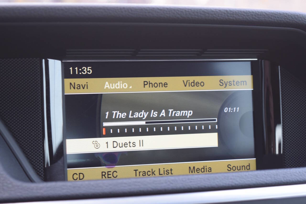 Used 2011 Mercedes-Benz E 350 4MATIC Wagon image 35