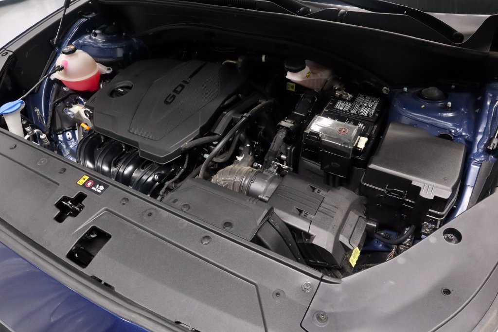 Used 2023 Hyundai Santa Fe SE FWD image 16