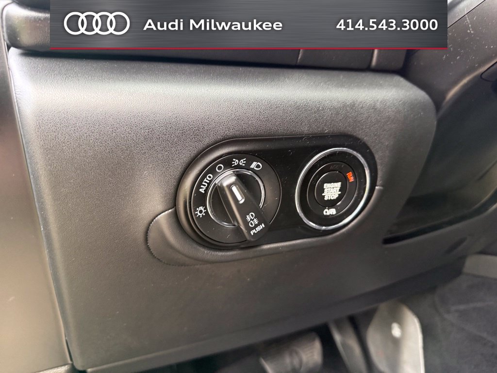 Used 2021 Maserati Levante AWD/4WD image 22