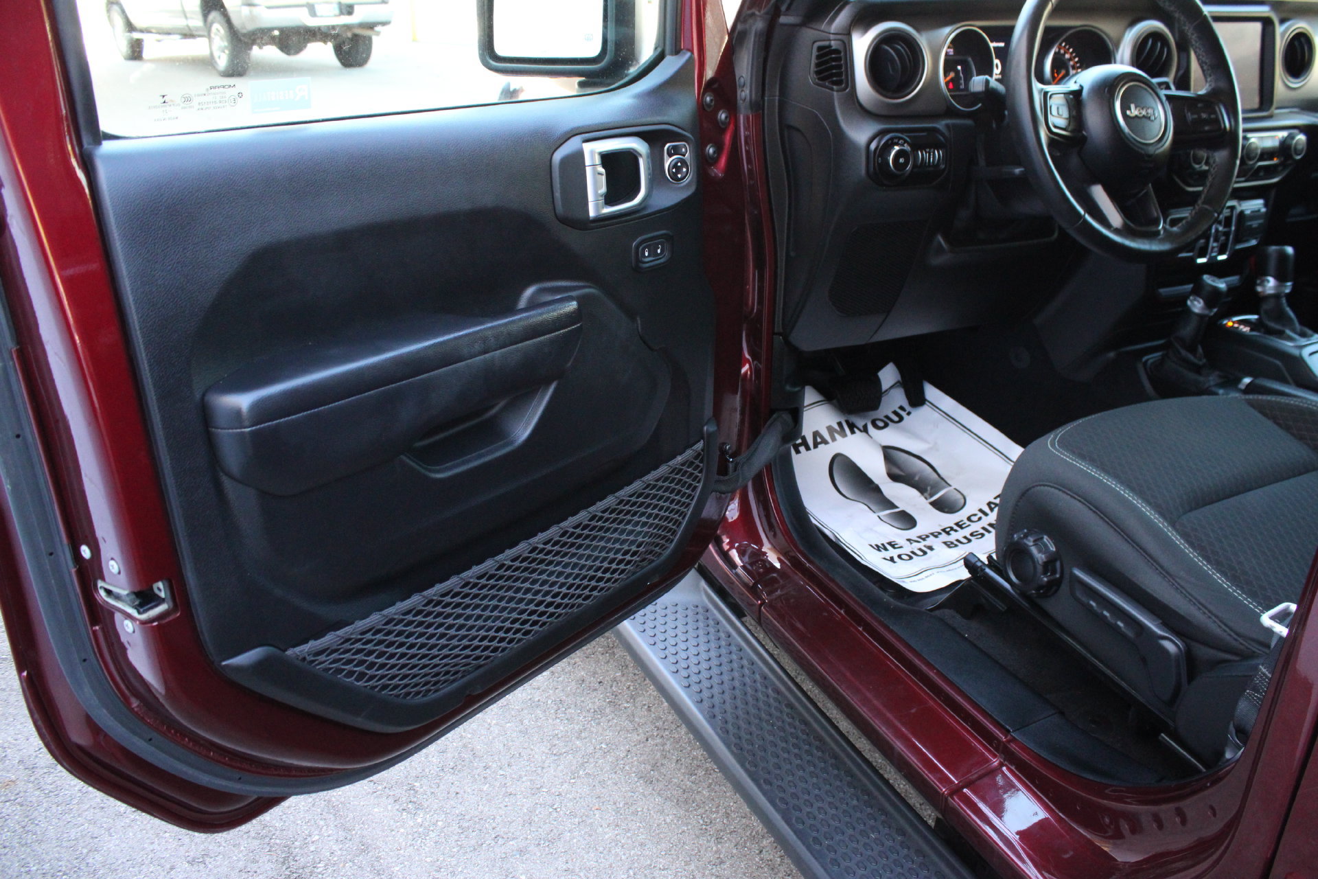 Used 2021 Jeep Wrangler Unlimited Sport AWD/4WD image 12