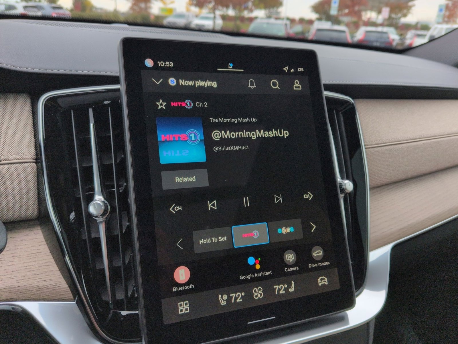 New 2026 Volvo XC90 T8 Plus w/ Protection Package Premier image 18