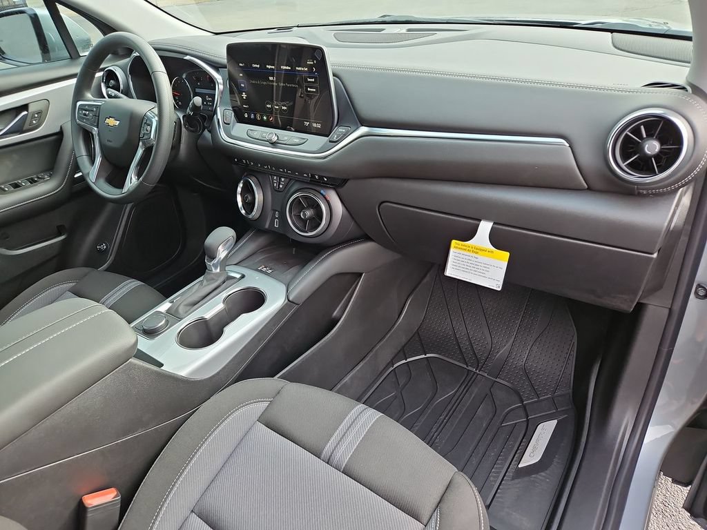 New 2026 Chevrolet Blazer LT w/ Convenience Package FWD image 20