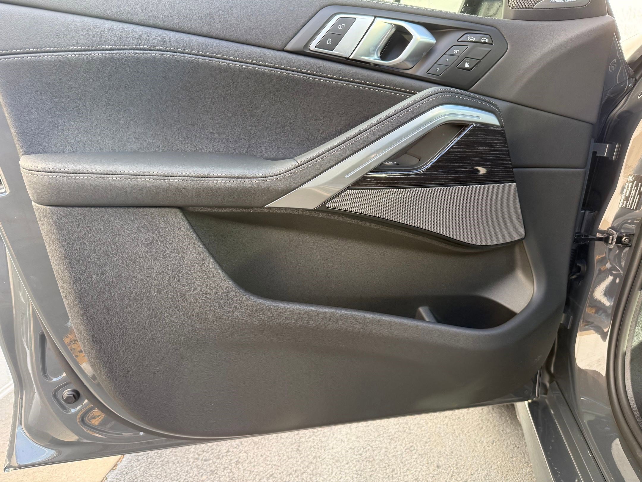 New 2026 BMW X6 xDrive40i image 11