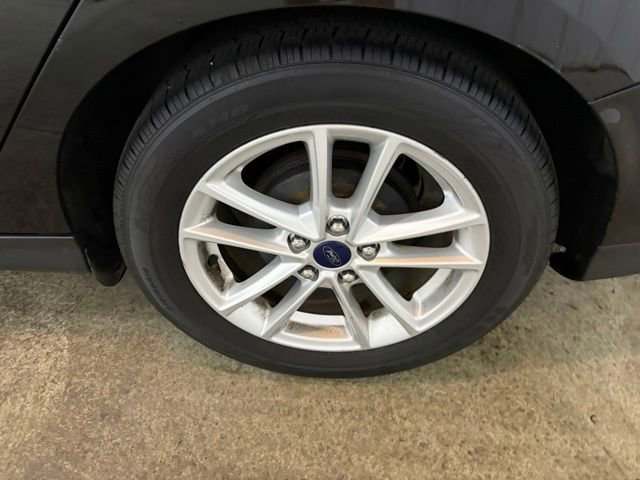 Used 2016 Ford Focus SE image 9