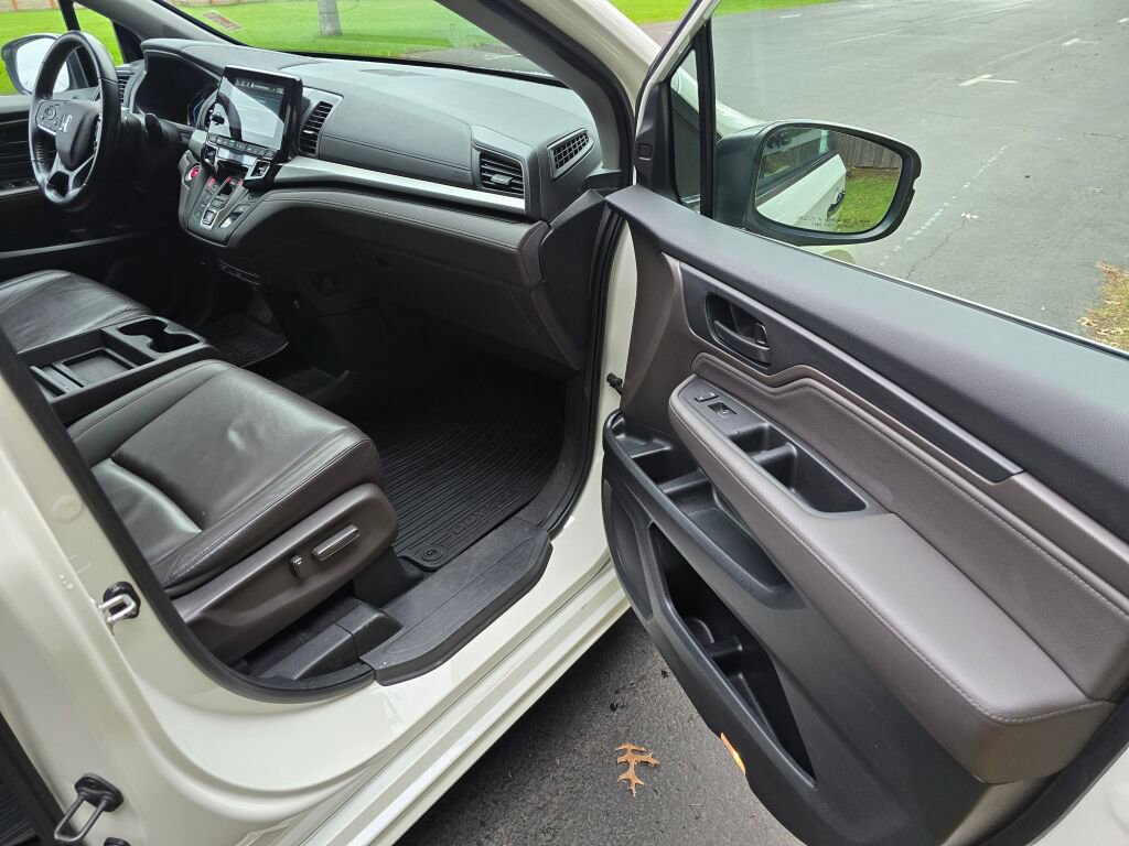 Used 2019 Honda Odyssey Touring image 14