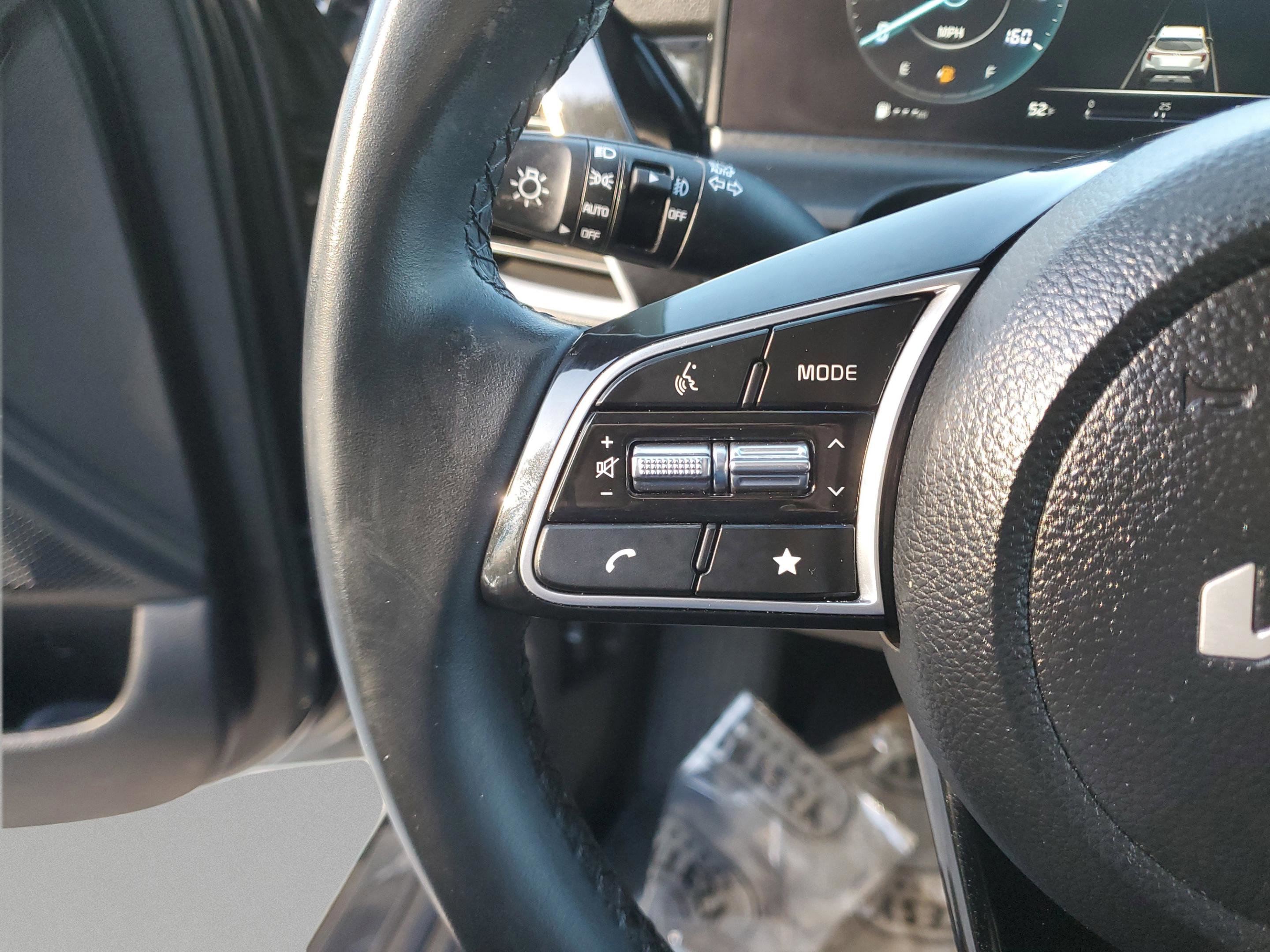 Certified 2024 Kia Seltos X-Line image 31