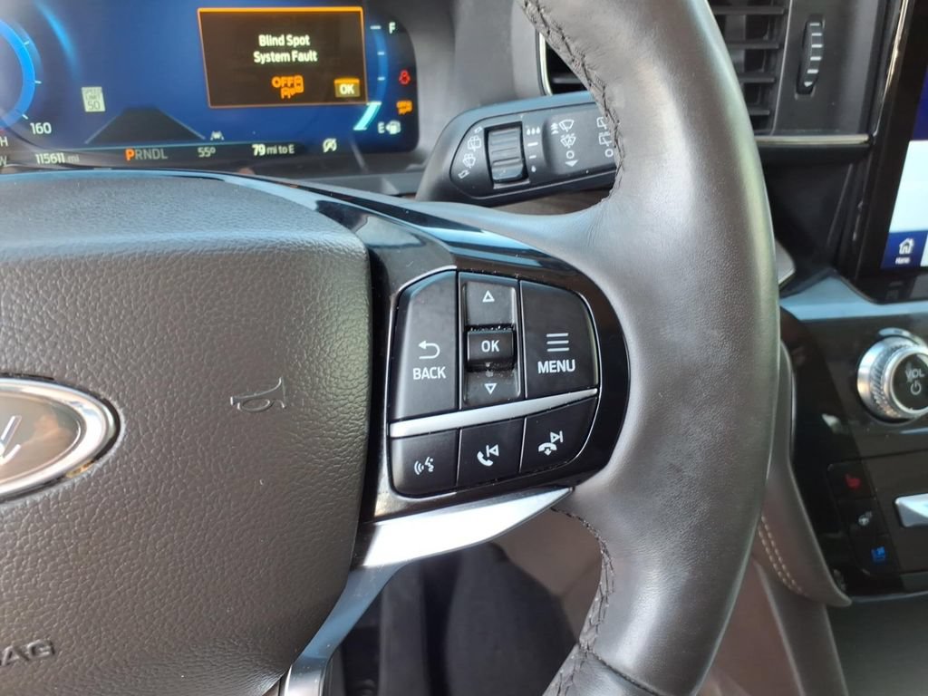 Used 2022 Ford Explorer Platinum w/ Equipment Group 601A AWD/4WD image 10