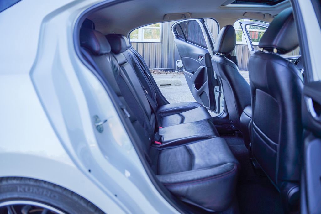 Used 2014 MAZDA MAZDA3 s Grand Touring FWD image 32