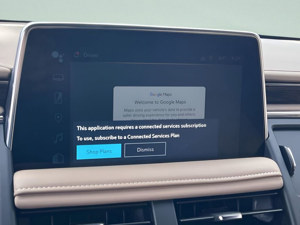 Used 2024 Chevrolet Suburban Premier image 22